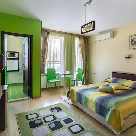 Neli Apartment