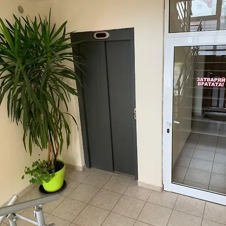 Neli Apartment Ruse